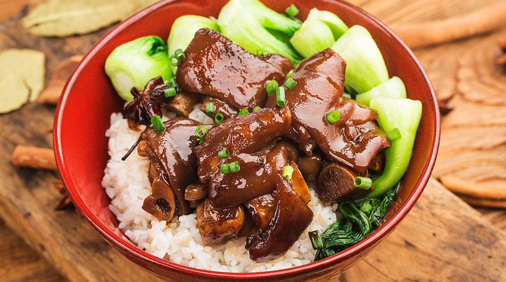 療愈心靈的，可能只是一份平凡的豬腳飯